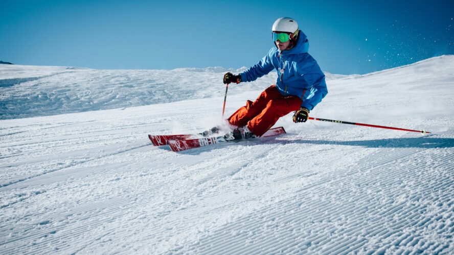 Temporada de Esquí desde Sabiñánigo: Tu Guía para la Nieve en el Pirineo